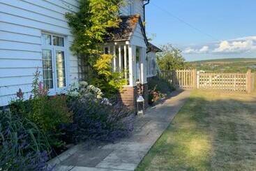 مبيت وإفطار The Shepherds Snug