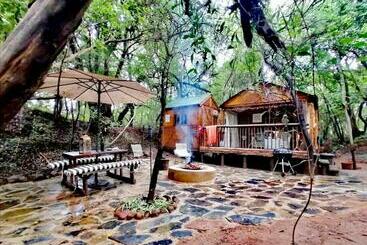 פנסיון Iris Retreat & Island Day Spa