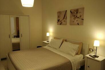 פנסיון Isi Guesthouse