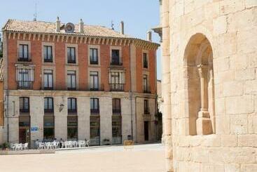 پانسیون Tirso De Molina