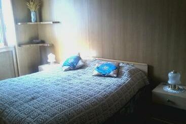 ベッドアンドブレックファースト Bed&breakfast Bella Vita