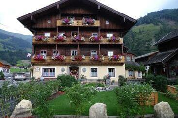 Отель Wengerbauer