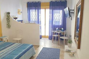 ペンション Giusy And Rose