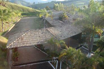 بنسيون Pousada Das Palmeiras