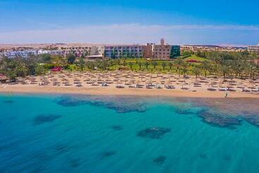 Fort Arabesque Resort, Spa & Villas