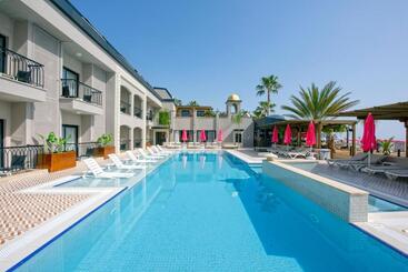 Alaaddin Beach Hotel   Adult Only