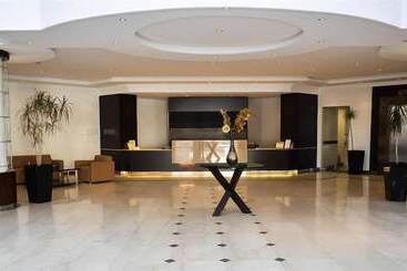 Executives Hotel   Azizia