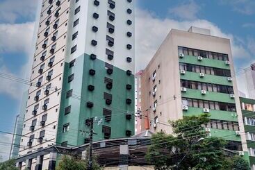 Master Curitiba Hotel   1,6 Km Do Estádio Couto Pereira   Show