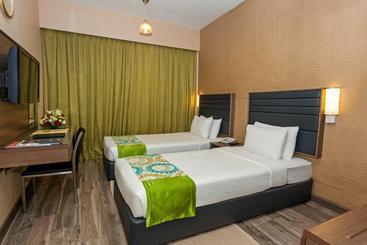 هتل Oasis Deira
