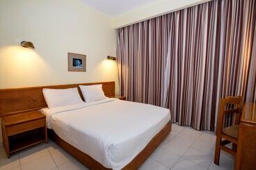 Sunny Days Mirette Family Resort