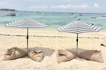 هاستل Pacific Inn Lembongan