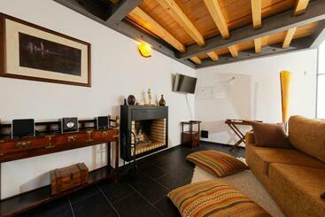 تختخواب و صبحانه Antiga Casa Do Boi