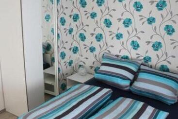 بنسيون Ferienwohnung Regenbogen