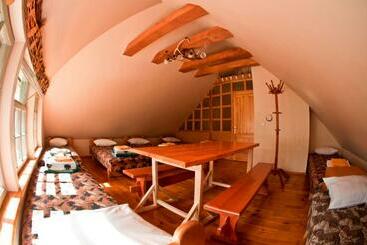 پانسیون Guest House Ventas Rumba