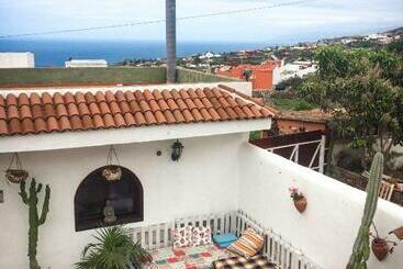 ペンション Casa Antonia Guest House