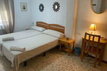 Guest House Capitan Meca -                             Alacant                        