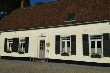 مبيت وإفطار La Cense Hebron