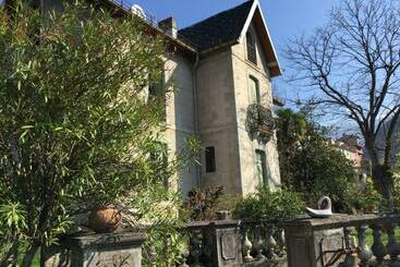 Bed and Breakfast Villa Delphina