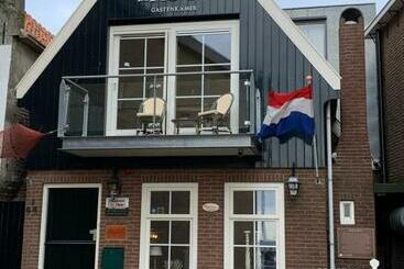 Bed & Breakfast De Roos