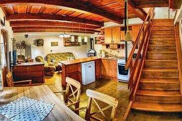 膳宿费 Apartmány U Maroša