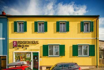 Bed and Breakfast Pension Kral