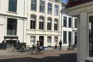 مبيت وإفطار De Verrassing