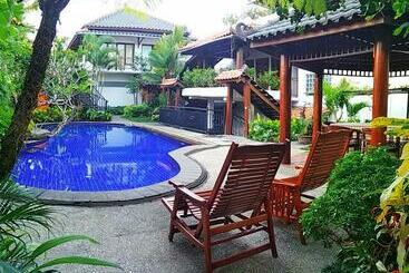 پانسیون Jos & Hanny Homestay