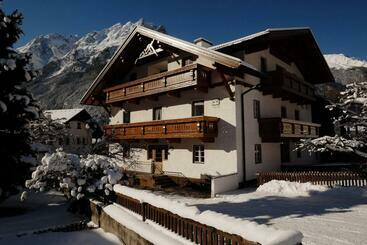 تختخواب و صبحانه Gästehaus Schöpf Elsa