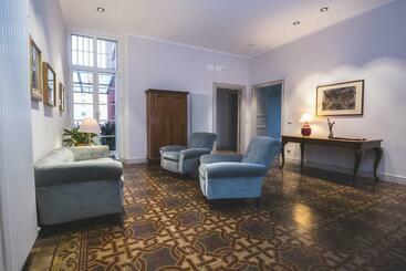 بنسيون 3 Rooms Guest House