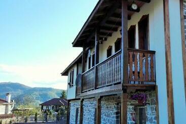 פנסיון Semana Guesthouse