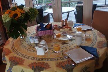Bed and Breakfast De Notenbalk Aan Zee