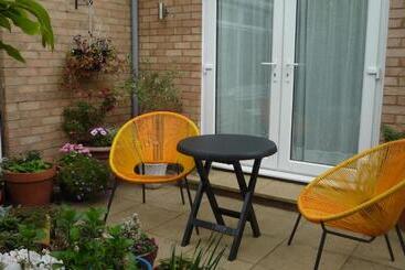 ベッドアンドブレックファースト The Little Annexe