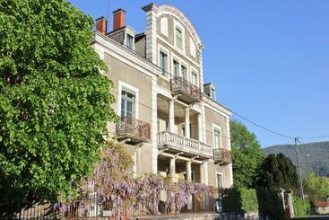 ペンション Chateau De La Lanette