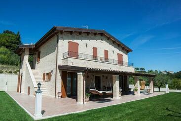 B&b L  Antica Fonte