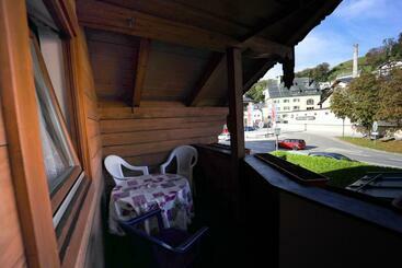 تختخواب و صبحانه Landhaus Freund