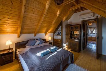 민박 Tagyon Birtok Royal Apartmanház