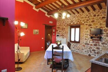 Отель Agriturismo Arcobaleno Della Torretta