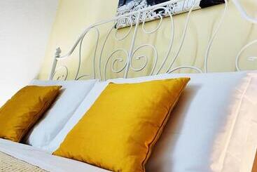 Пансион South Garda Suites