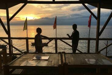 리조트 Mlk Bamboo Beachhouse