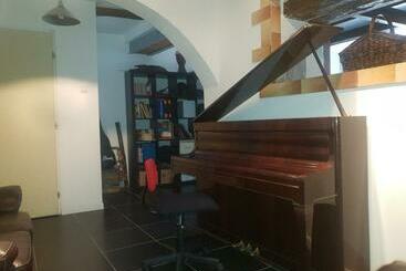 پانسیون Guesthouse 13 Rue Jeanne D Arc
