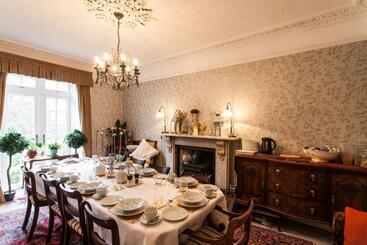 צימר Inglewood House