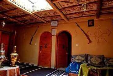 پانسیون Dar Tiwira