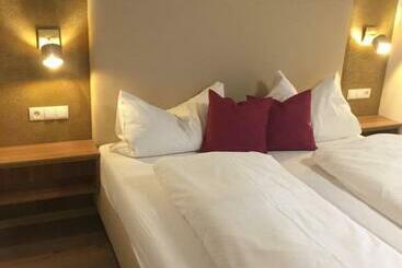 بنسيون Gästehaus Winkler