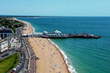 호텔 Ashbys Accommodation & Spa Hire