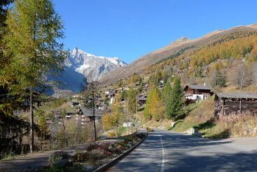 בית מלון כפרי Bellwald