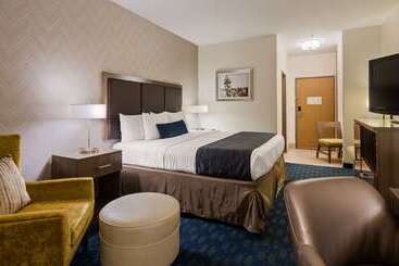 ホテル Best Western Plus Tulsa Inn & Suites