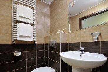 هتل Diament Spodek