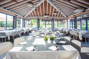 هتل Garden Toscana Resort