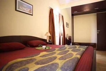 酒店 Queen S Apartments