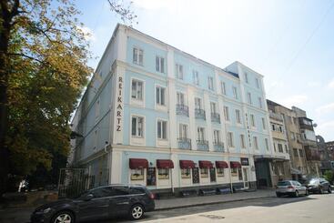 בית מלון כפרי Optima Collection Kharkiv